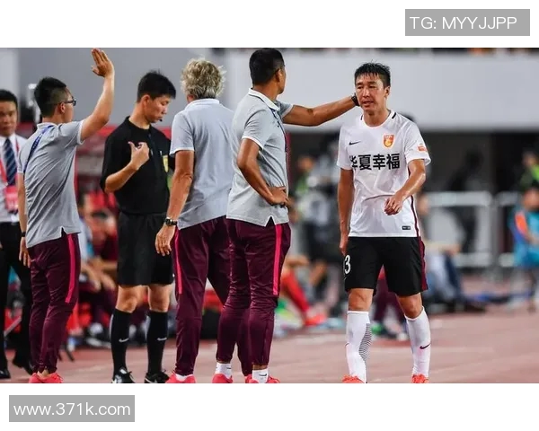 火箭队与勇士队激战正酣2月24日精彩对决引发球迷热议 火箭队与勇士队激战正酣2月24日精彩对决引发球迷热议