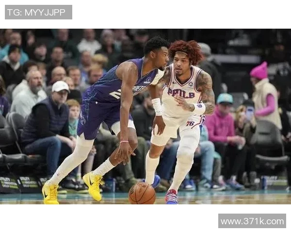 费城76人对阵夏洛特黄蜂比赛结果分析与精彩瞬间回顾